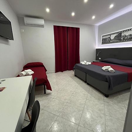 Pacini 88 Rooms And Apartment Catania Centro Buitenkant foto