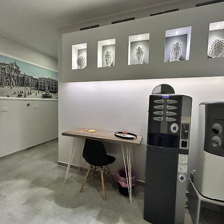 Pacini 88 Rooms And Apartment Catania Centro Buitenkant foto