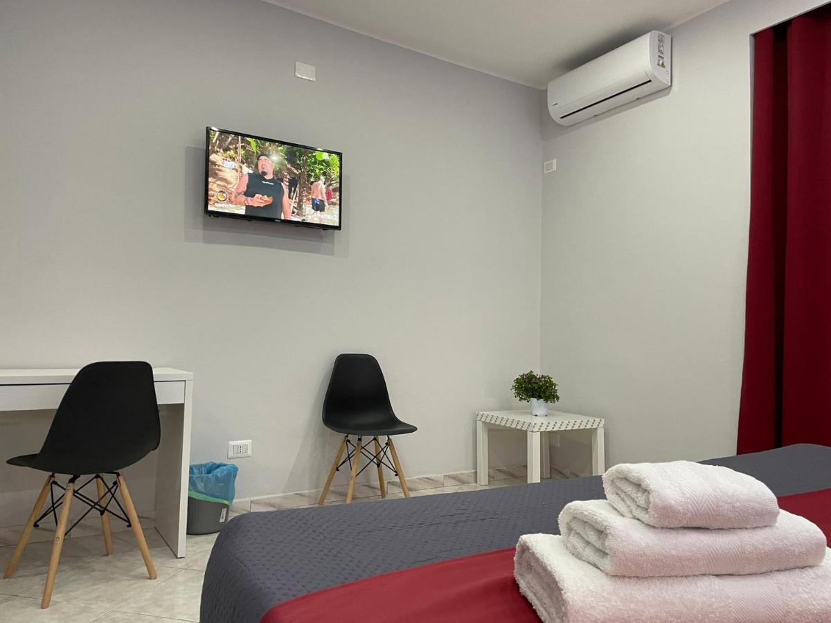 Pacini 88 Rooms And Apartment Catania Centro Buitenkant foto