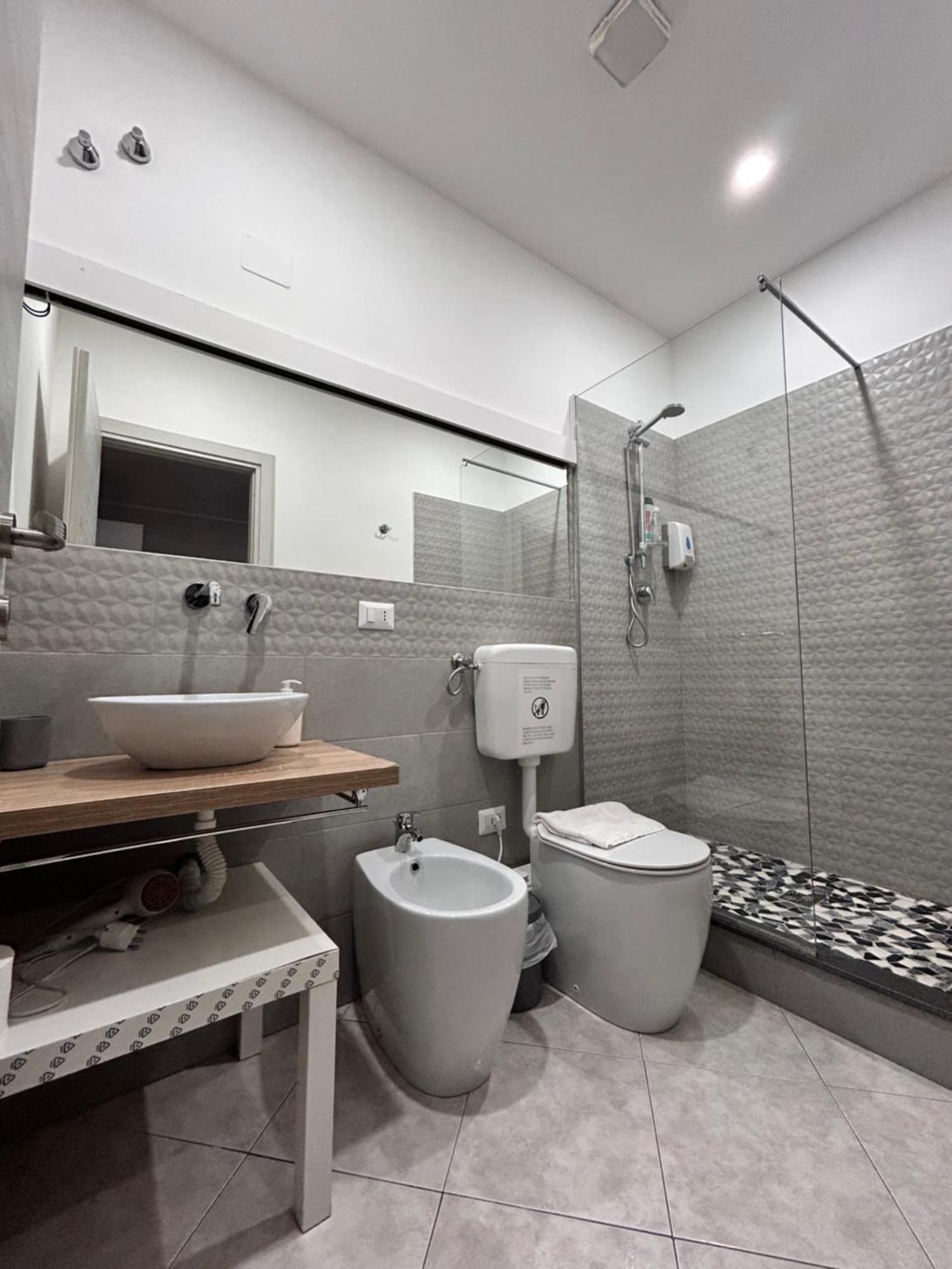Pacini 88 Rooms And Apartment Catania Centro Buitenkant foto