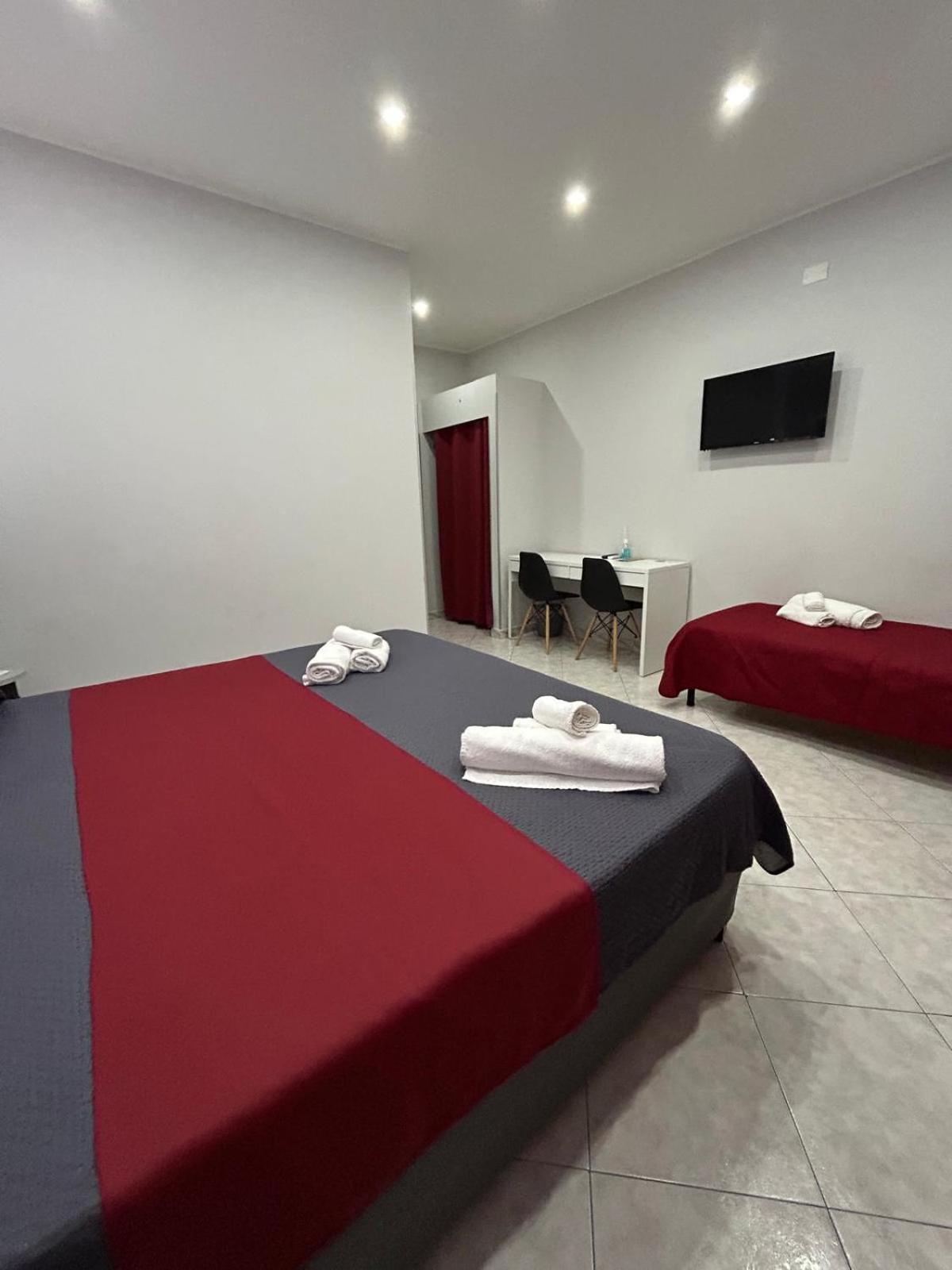 Pacini 88 Rooms And Apartment Catania Centro Buitenkant foto